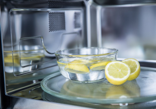 Is it better to clean microwave with lemon or vinegar?
